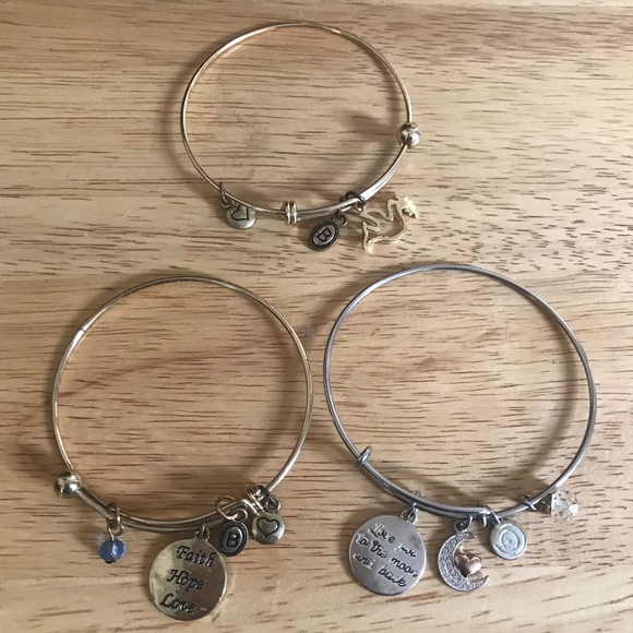 3 for $25 Expandable Wire Bracelets Silver/Gold Tone - Picture 1 of 10